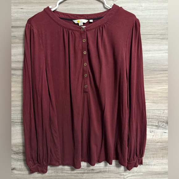 Boden Tops - Boden Matilda Gathered Sleeve Top